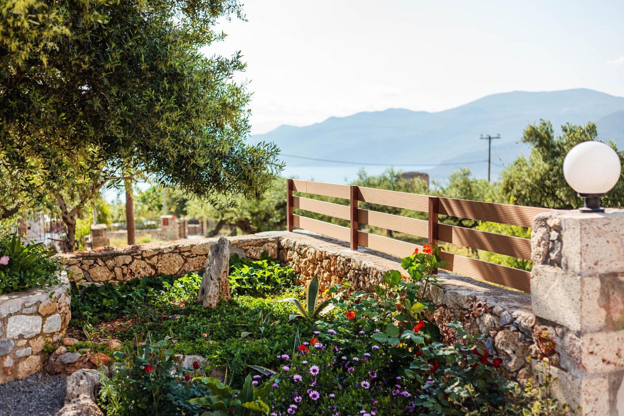 Villa Armonia, Sunset View And Relaxing Beach Vibe Proástion Exterior photo
